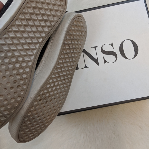 Sneakers - Picture 5 of 5